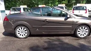 Ford Focus CC-2 2.0 with Electric Roof, A/C, Parking Sensors & 17