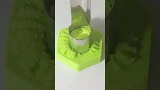 Asmr Kinetic sand green satisfying relaxing #shorts