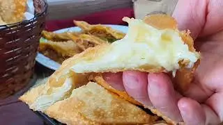 ПОЛОЖИТЕ ПОМИДОРЫ В ТЕСТО И ПОСМОТРИТЕ, ЧТО ПРОИЗОЙДЕТ С ТЕСТОМ! ЛЕГКАЯ И БЫСТРАЯ ВСТАВКА!