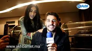 ماريا نديم وزوجها كاظم في لحظات رومانسية وهما كيغنيو أغنية لطيفة رأفت 