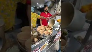 Kolkata famous Arun Tea Stall Ka Kesar chai #shorts #kolkatastreetfood #chai
