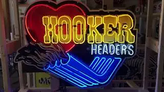 ANIMATED NEON SIGN BY BIG CHEESE PRODUCTIONS - HOOKER HEADERS ANIMATED NEON SIGN