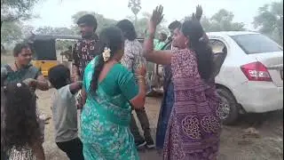 Bolligudam family dance