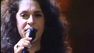 Gal Costa - Acoustic MTV 2002 - Coração Vagabundo.mpg