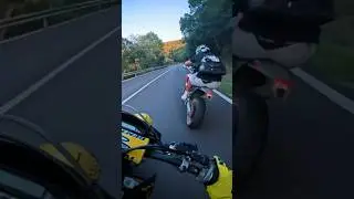Fantic 125 XE VS KTM 300 🤯 #famtic#ktm#2stroke STRADA CHIUSA AL TRAFFICO