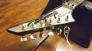 JACKSON USA CUSTOM SHOP 2004 KE2 KELLY CRACKED MIRROR GLASS TOP GUITAR UP CLOSE REVIEW VIDEO