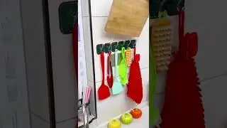 Six-link hook, can also be used in corners #amazon #amazondeals #amazonfinds #homefinds #organized