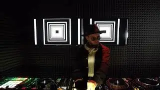 Melodic Techno / Progressive Mix at studio 