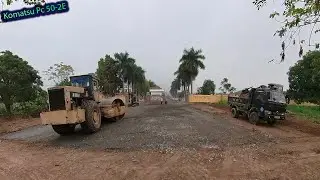 Máy Xúc Việt Nam Tập 1899. Hai Máy Xúc San Mặt Bằng Đá Bây Cho Xe Lu Nền Chuẩn Bị Trải Nhựa Đường