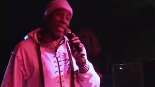 Waltinho Brasileiro - Soneto de Prazer (Ao Vivo na Vila do Samba)