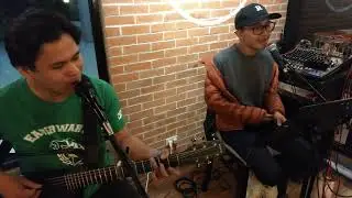 Savage Garden &mdash; Truly Madly Deeply cover by Timmy Go of The Sugarpaps & Hu Ge at Mana Cafe Baguio