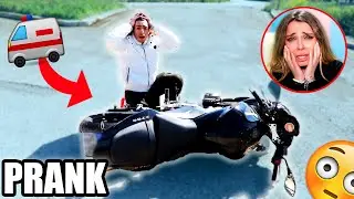 SONO CADUTO DALLA MOTO.. -SCHERZO ALLA MIA RAGAZZA! *E' SCONVOLTA*