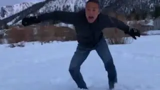 Mark Dacascos trying to do some Capoeira
