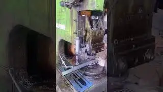 washer cutting 9056120161 die maker #presstools #diemachine #powerpress #diemaking