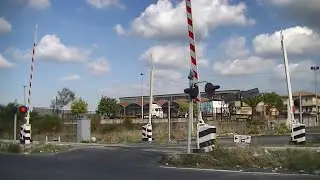 Spoorwegovergang Piano Tavola (I) // Railroad crossing // Passaggio a livello