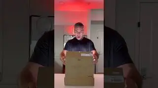 I wonder whats in that box! 😆 #unboxing #fununboxing #mystrybox #funny