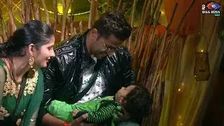 Bigg Boss 12 : Romil Choudhary Met His Wife And Son In Bigg Boss 12 House | Weekend Ka Vaar
