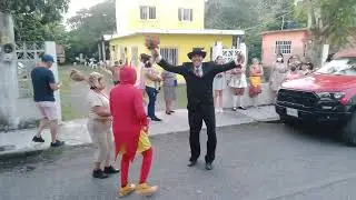 batalla de baile el chapulin colorado, el profesor jirafales y el chavo del ocho