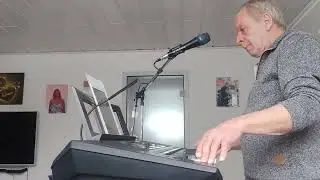 Weine nicht um Ihn.. wie immer Live gesungen und gespielt 👍