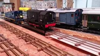 Dapol 0 gauge BR 08 on the Tinplate layout