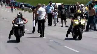 Honda CBR600RR vs Yamaha R6 Acceleration & Top Speed  INSANE Sportbike Exhaust Sound  CBR1000RR