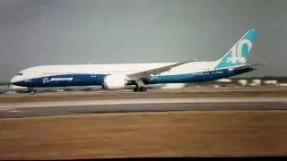 Boeing 787-10 Dreamliner first flight