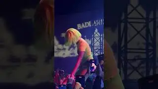 Halsey-is there somewhere (live) #halsey #badlands #istheresomewhere #backtobadlandstour #halseylive