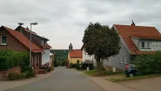 Fahrt durch das Hangdorf St&uuml;rzenhardt im Odenwald / Drive thru Stuerzenhardt near Buchen in Germany