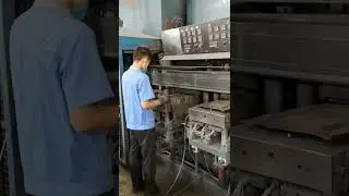 automatic brake pad press