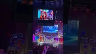 He&rsquo;s Into Her All Access Grand Finale Opening Number