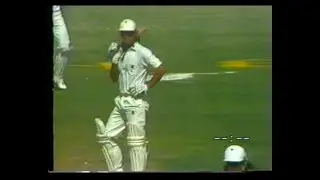 Imran Smashes 3 sixes in One over to Joel Garner. Rothmans Cup 1985