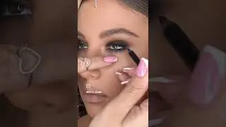 Step by step perfect black Smokey eyemakeup tutorial for beginners #smokeyeye #blacksmokeyeye