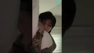 Jungkook Live without a shirt🤩