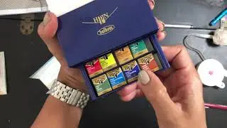 Распаковка коробки с акварельными красками &laquo;Каракури&raquo; от Holbein
