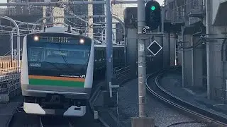 E233系3000番台(ｺﾂE-55編成)＋E233系3000番台(ｺﾂE-03編成)上野東京ライン宇都宮線直通普通古河行き 赤羽駅4番線到着停車シーン(1598E) 2026.2/4