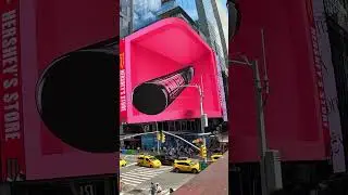 Amazing 3D Billboard In Time Square, NY