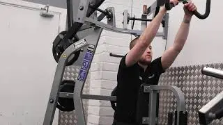Hammerstrength High Row Machine