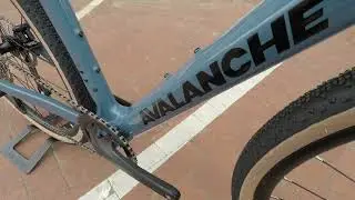 Avalanche Roam Carbon Gravel (2025)