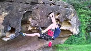 Palm beach bouldering v2 traverse