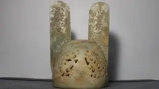 Mineral statue 