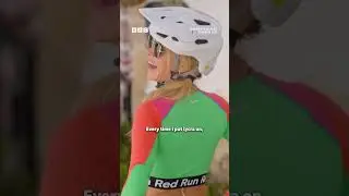 Alan Carr tries on cycling lycra - BBC