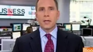 Wall Street Said to Weigh Junior Banker Pay Freeze