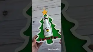 Christmas Shot Mini Alcohol Bottle Holder #christmas #ornaments #lasercutting #crafting #xtool #diy