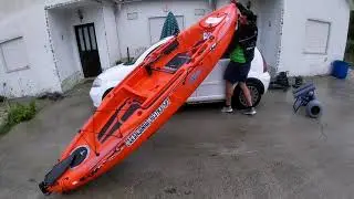 como colocar o kayak em cima do carro...carregar / descarregar kayak ; kayak on top of the car