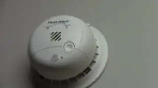 Testing the Remote Control Feature on the First Alert SA302 Smoke Alarm