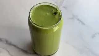 Green Breakfast Smoothie  🍵🐼🌿