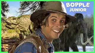 Dinosaurs VS Mammoths 😱🦣🦖 | Andy's Amazing Adventures | BBC Kids