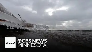 How does ice form on lakes?