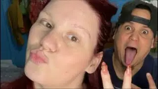Let’s do make up and chill ￼