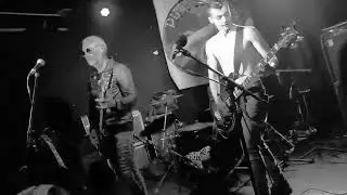 PULVERDAMPF -Rock n roll punk - RAID  - 01/05/23 Cirque &eacute;lectrique Paris 🤘☠️